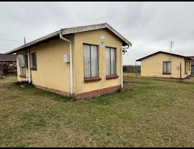 2 BEDROOM FREESTANDING TO LET IN MPOPHOMENI